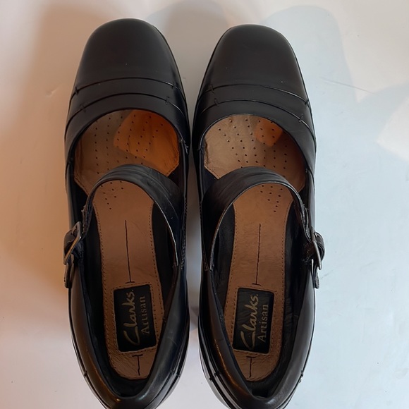 NWT Clarks Artisan butter soft leather Mary Jane cushioned footbed heels 10N - Picture 3 of 8